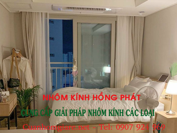 giá cửa nhôm phòng ngủ giá rẻ