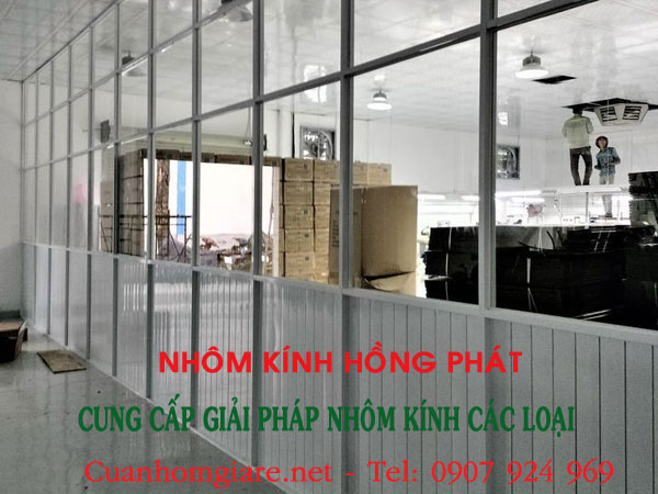 vach-nhom-kinh-gia-re