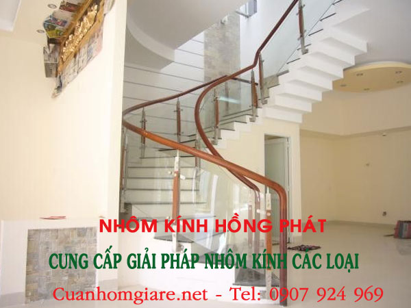 cau-thang-kinh-cuong-luc-tay-vin-go