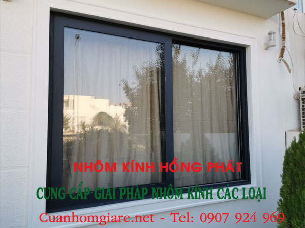 gia-cua-so-nhom-kinh-2-canh